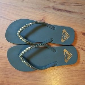 Roxy size 8/9 gemstone flip flops